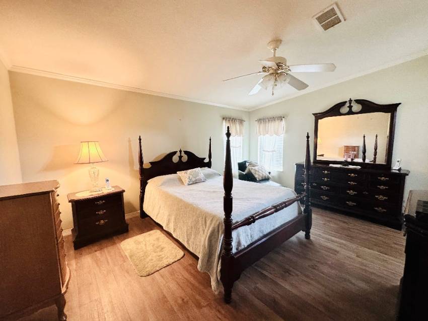 1603 Champion Drive a Lakeland, FL Mobile or Manufactured Home for Sale